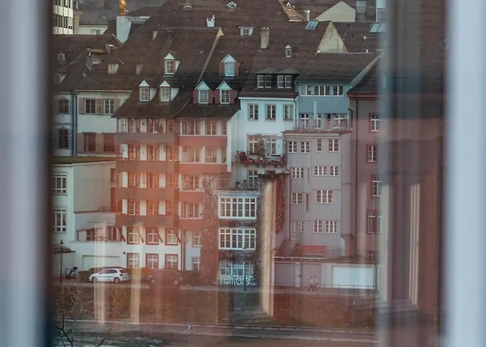 Spacious Apartment Next To Rhine